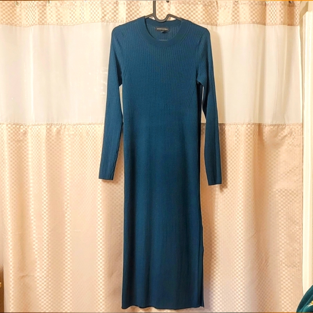 Banana Republic midi ribbed bodycon dress